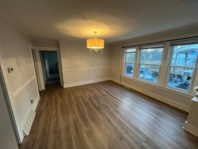 Main Living - 349 Mohawk Ave