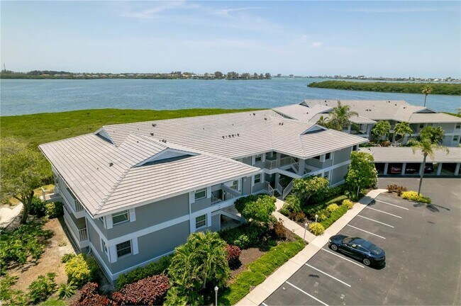 Building Photo - 1343 Perico Point Cir