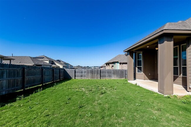 Building Photo - 5853 Bianca Dr