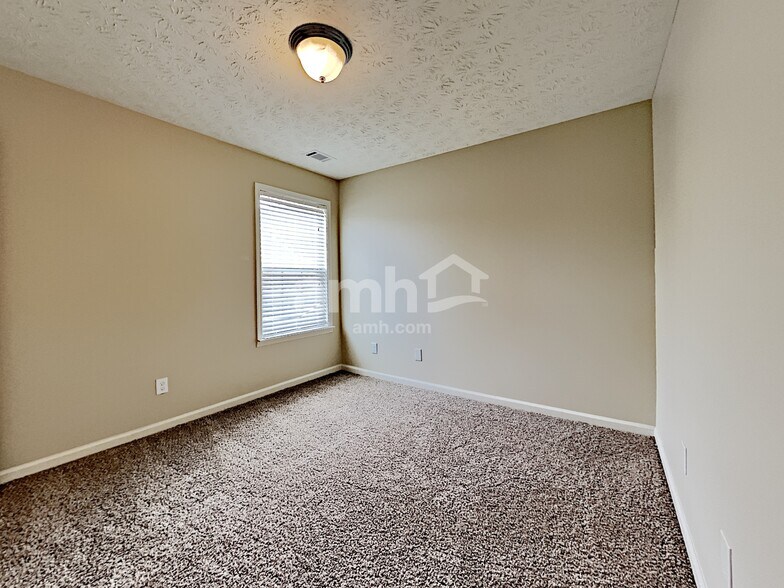 Building Photo - 3424 Pate Brook Ct