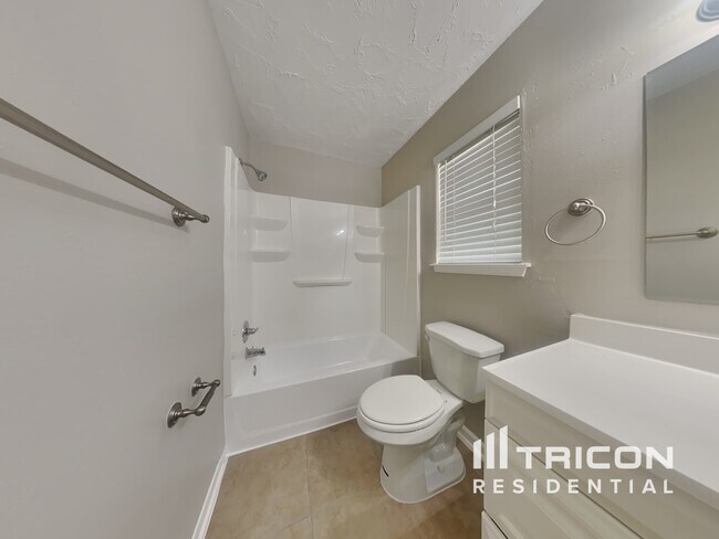 Building Photo - 23238 Briarcreek Blvd