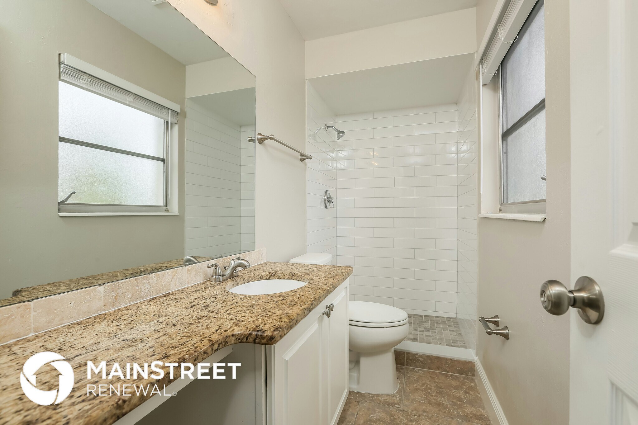 Building Photo - 2231 Lotus Rd