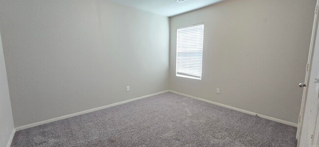 Building Photo - 8700 Northwood Creek Dr