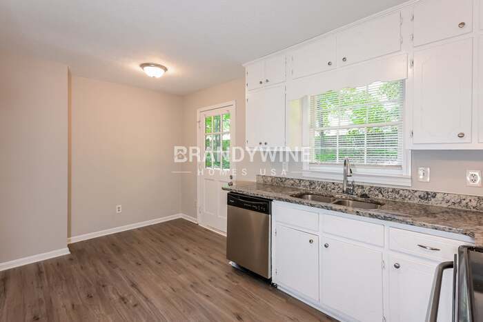 Building Photo - 5386 Black Rock Ct