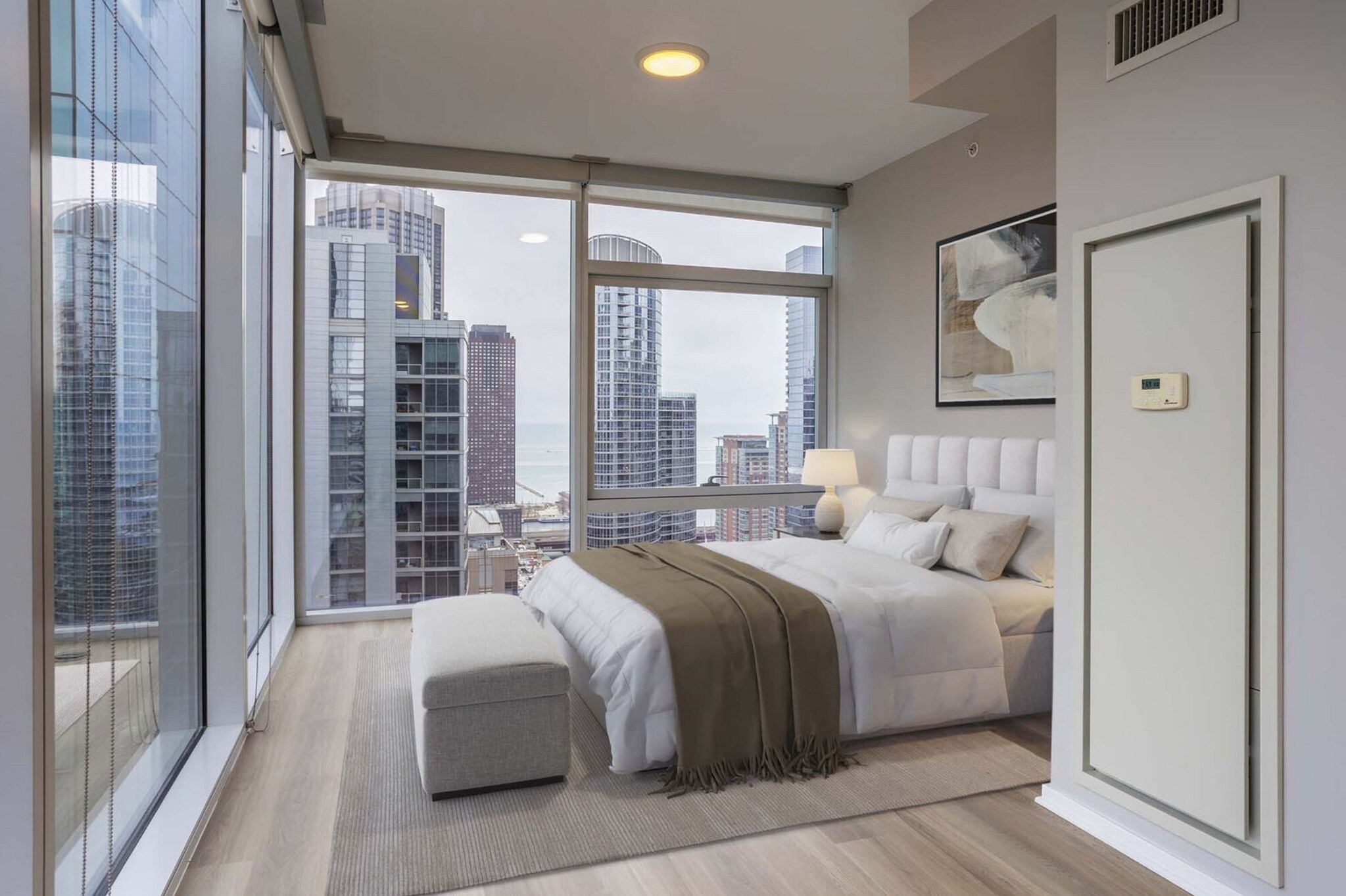 Building Photo - 808 N Lake Shore Dr