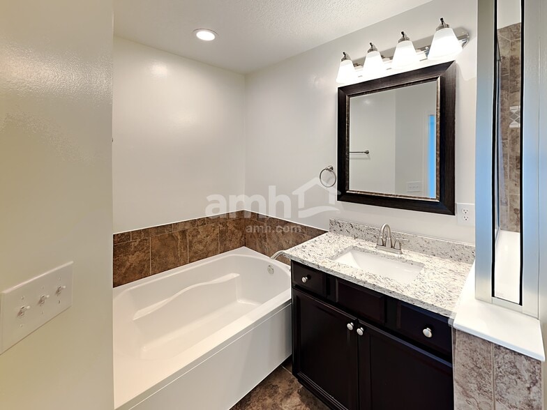 Building Photo - 2433 Adams Lake Boulevard