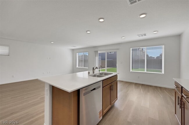 Building Photo - 3269 La Cura Ave