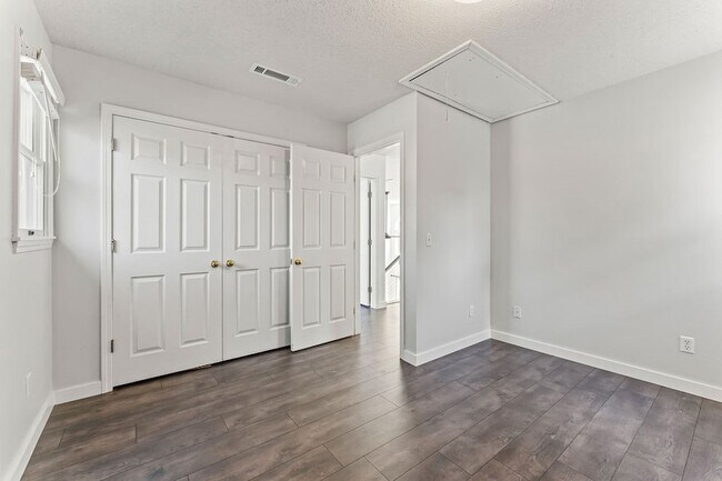 Building Photo - 47 Stonehenge Dr