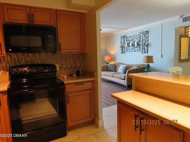 Building Photo - 2800 N Atlantic Ave