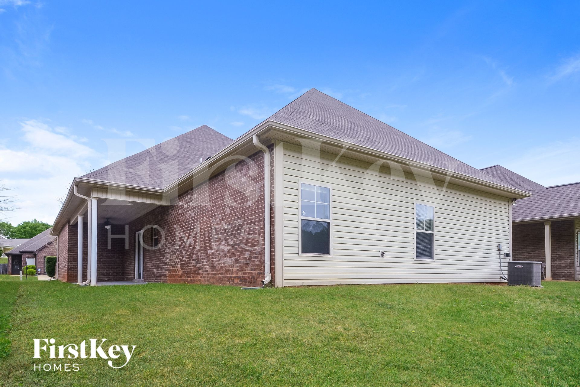 Building Photo - 8253 Owen Park Dr