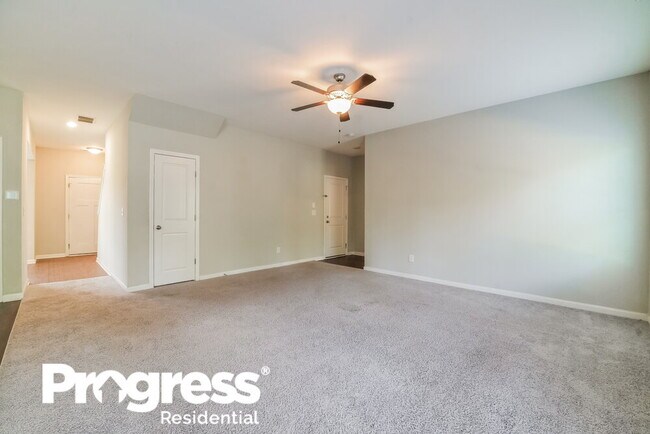 Building Photo - 286 Waters Edge Pkwy