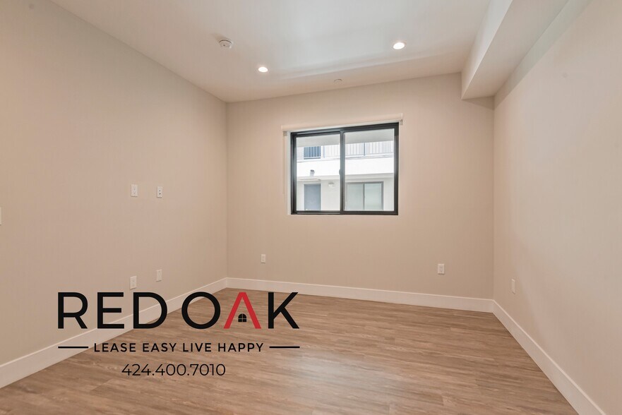 Building Photo - 5550 Bonner Ave