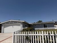Building Photo - 2415 Los Padres Dr