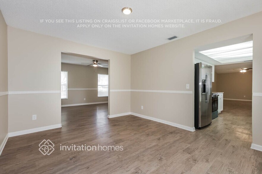 Building Photo - 709 Sandy Creek Dr