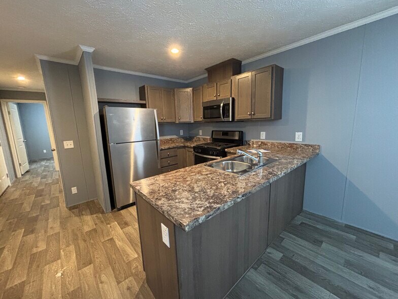 Building Photo - 57 Third St. Unit 57