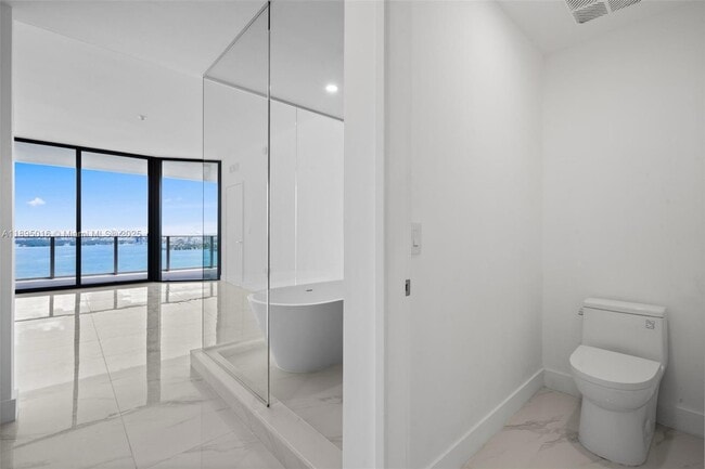 Building Photo - 700 NE 24 # 3707 MIAMI, FL 33137