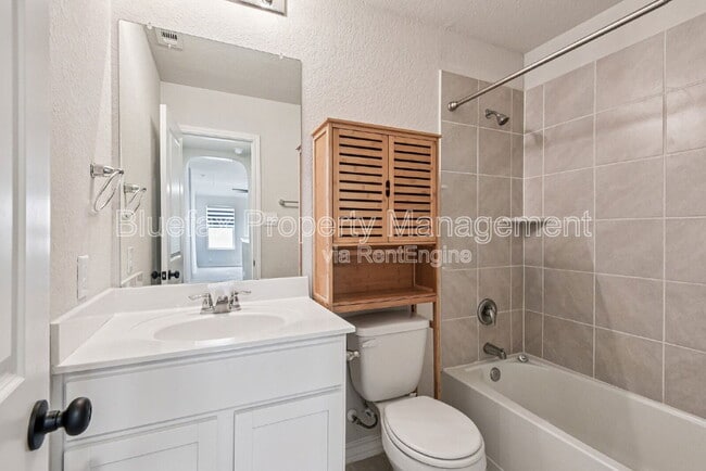 Building Photo - 4712 Paluxy Trl