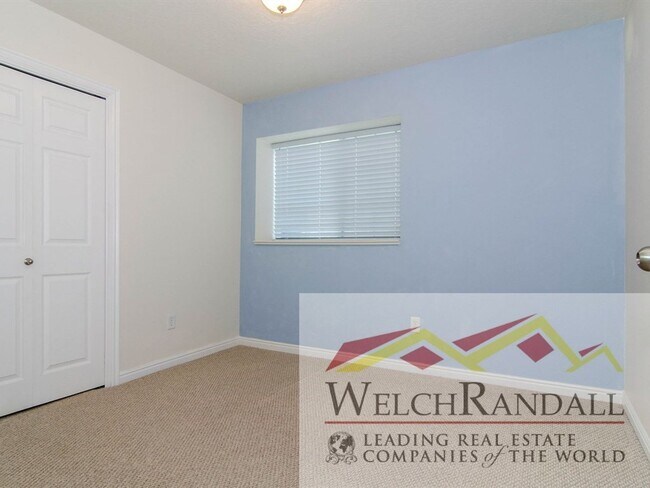 Building Photo - Spacious Lehi Condo