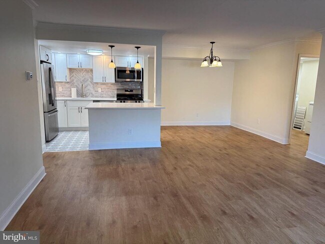 Building Photo - 200 Old Forge Crossing