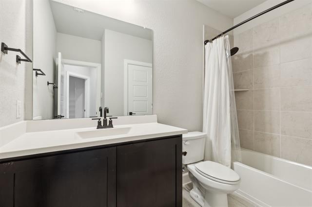 Building Photo - 2121 Tolleson Dr