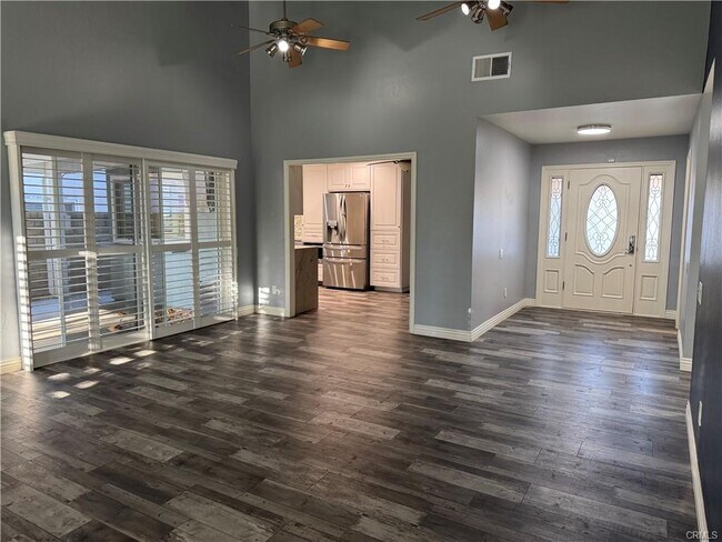 Building Photo - 25639 Avenida Jolita