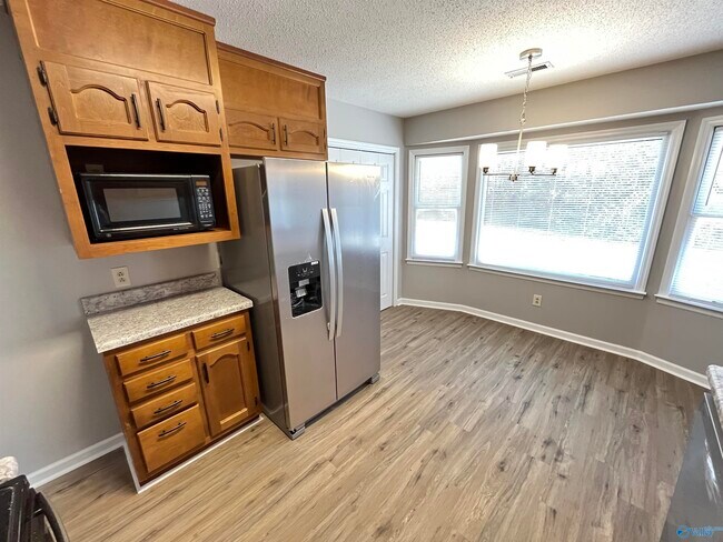 Building Photo - 105 Bellhurst Cir