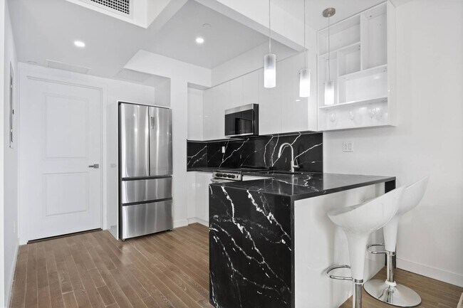 Building Photo - 2491 Ocean Ave