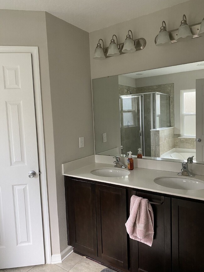Building Photo - Elegant 4BR Home with Gourmet Kitchen, Smart Tech Package & Nature Views - Coming Soon