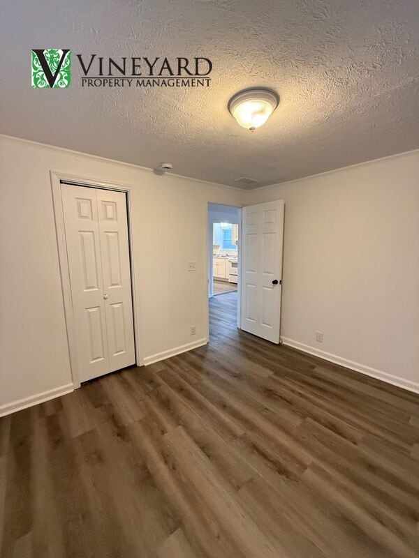 Building Photo - 266 Pine Crest Dr