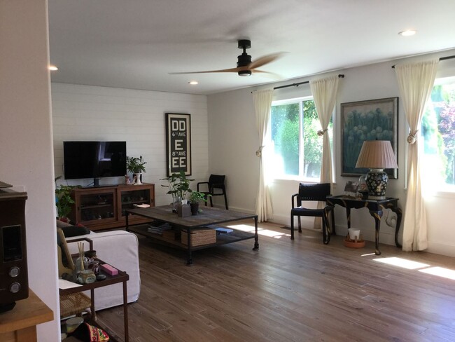 Building Photo - Mill Creek 4 bedroom