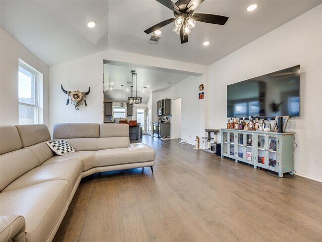 Building Photo - 16128 Quiet Storm Dr