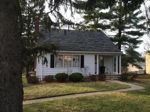Building Photo - 7771 Cheviot Ave