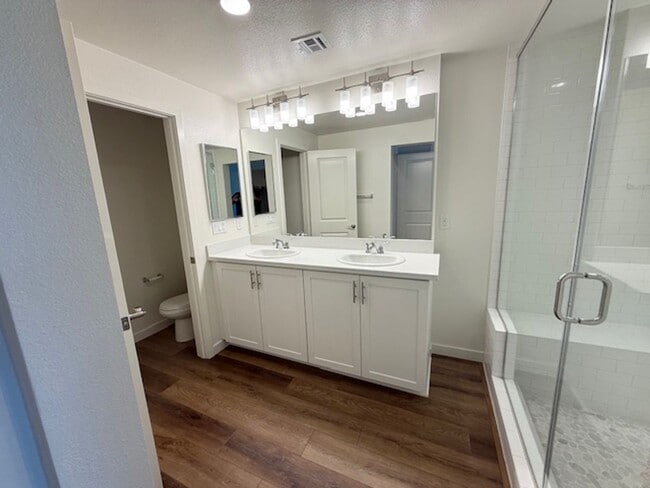 Building Photo - BEAUTIFUL BRAND NEW TOWNHOME IN STANTON FOR LEASE