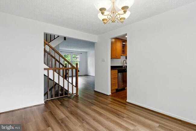 Building Photo - 351 Gundry Dr