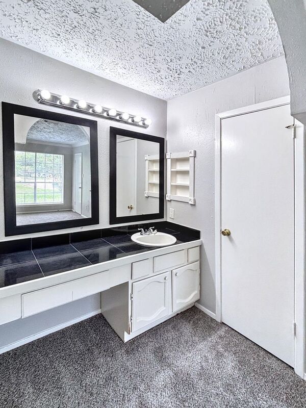 Building Photo - 7311 Postwick Ct