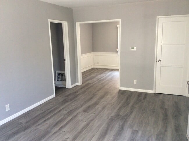 Primary Photo - 5961 Guthrie Ave