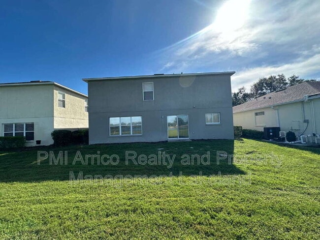 Building Photo - 6955 Lake Eaglebrooke Dr