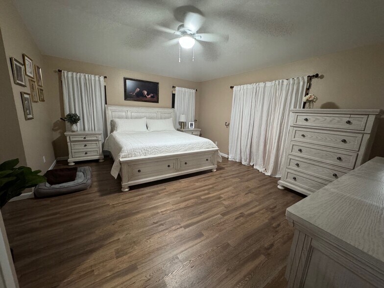 Building Photo - 8605 Otter Creek Ct