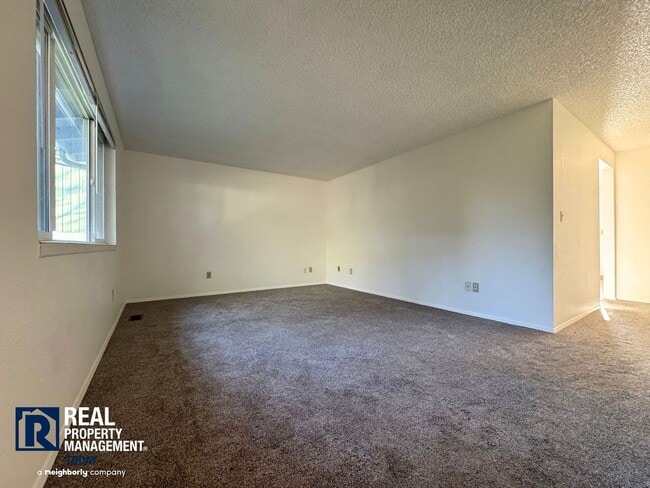 Building Photo - Call - 4502 &amp; 4504 (Olympic Group)