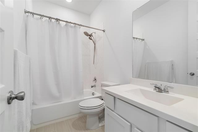 Building Photo - 4005 Crossroads Ct