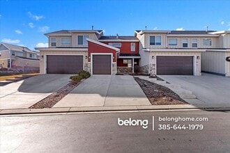 Building Photo - 2333 S Long Dr