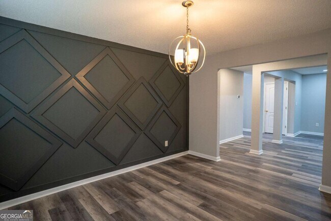 Building Photo - 3243 Newtons Crest Cir