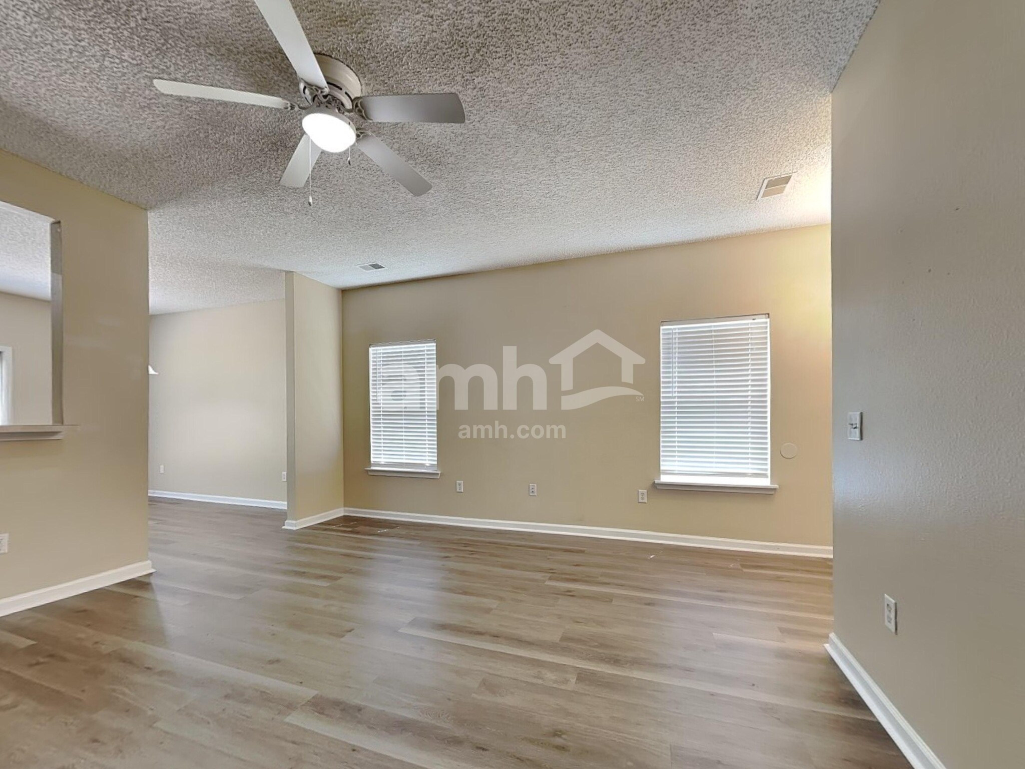 Building Photo - 103 Alexander Way