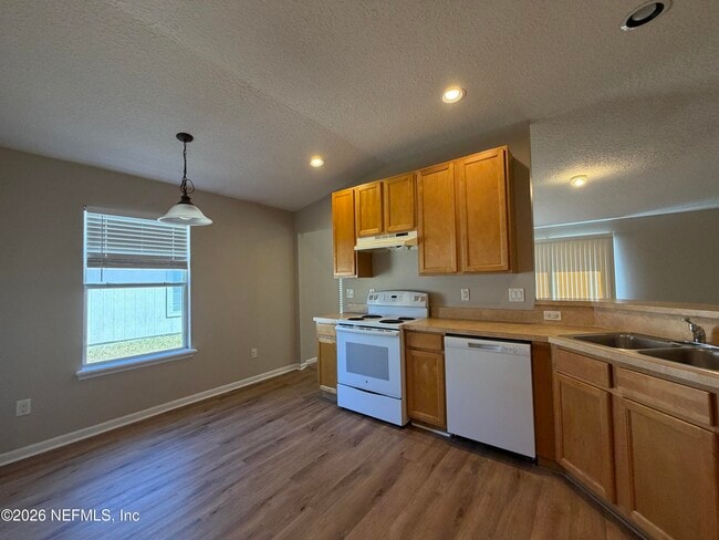 Building Photo - 1455 Bitterberry Dr