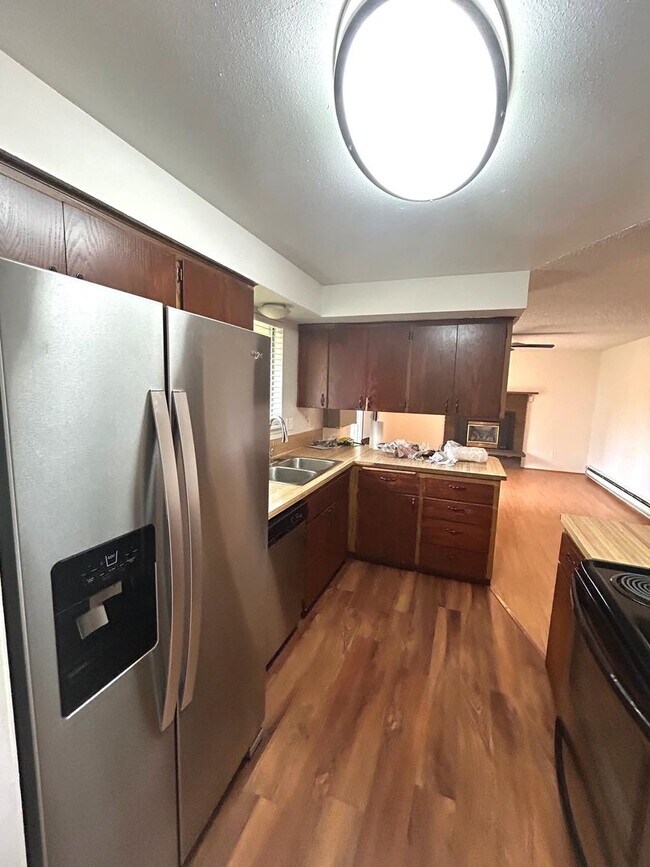Building Photo - 3 Bedroom 1.5 Bath Rambler