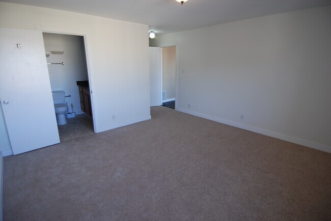 Master Bedroom - 310 Stanyan St
