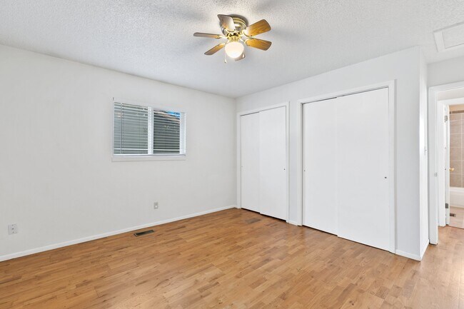 Building Photo - 7105 Omaha Blvd