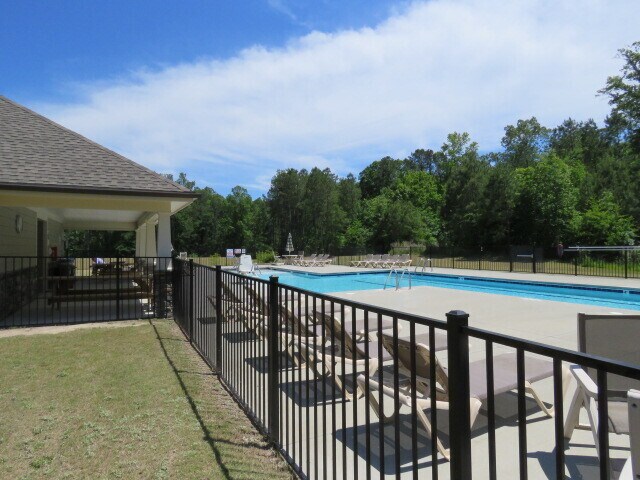 Building Photo - 114 White Crane Ct