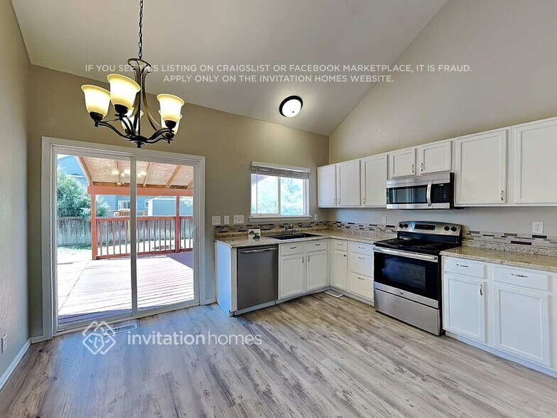 Building Photo - 9678 Lansing Cir