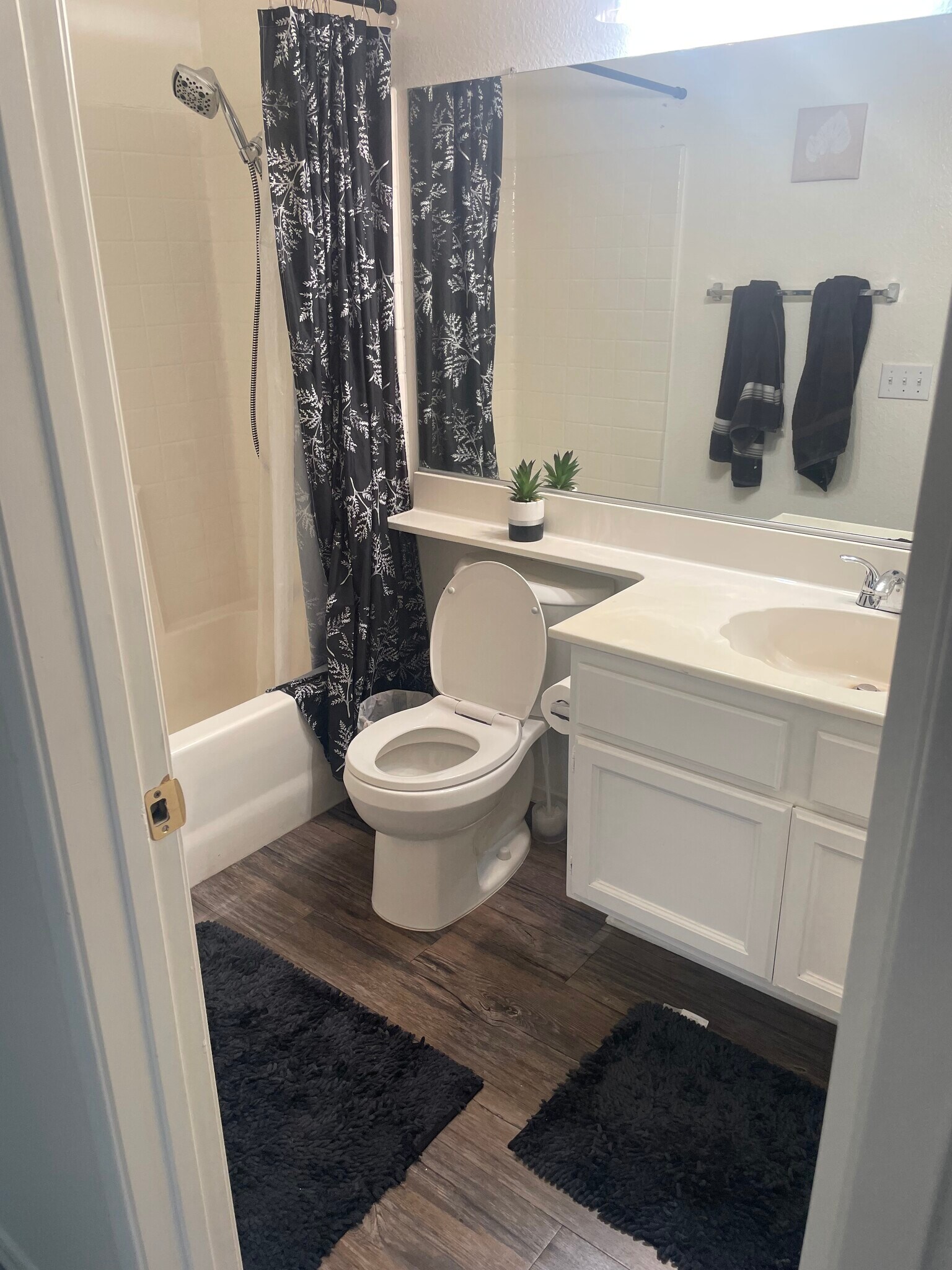 Building Photo - 29304 Quiet Harbor St